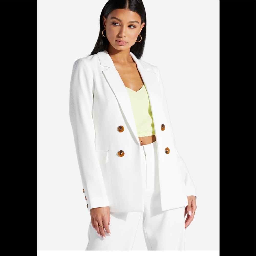 [Brand New with Tag] White oversized blazer blazer